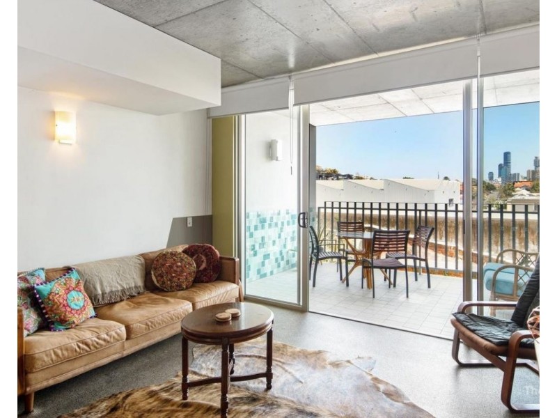 2b/8 Skyring Terrace, Teneriffe QLD 4005