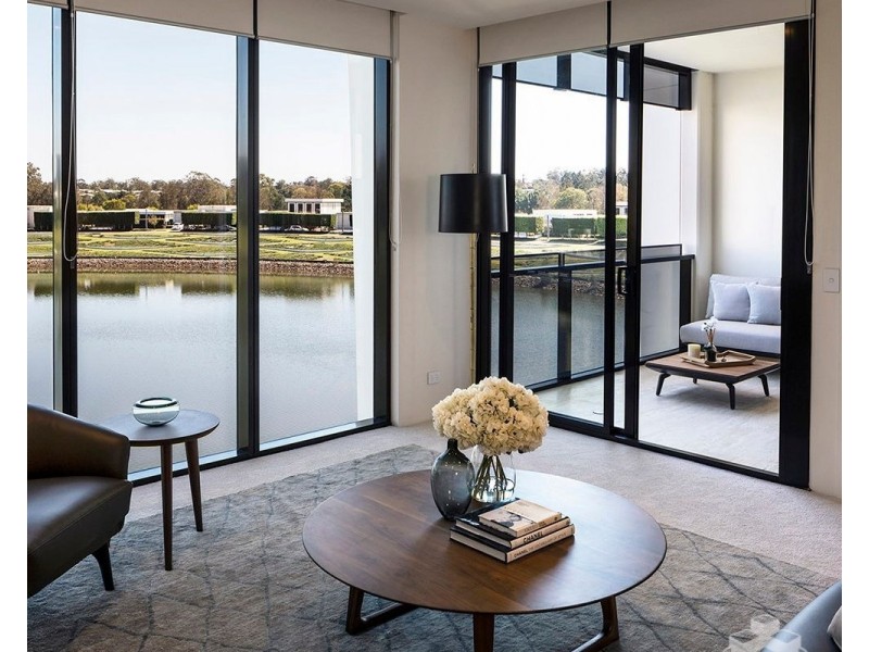 303a/1 The Concourse, Benowa QLD 4217