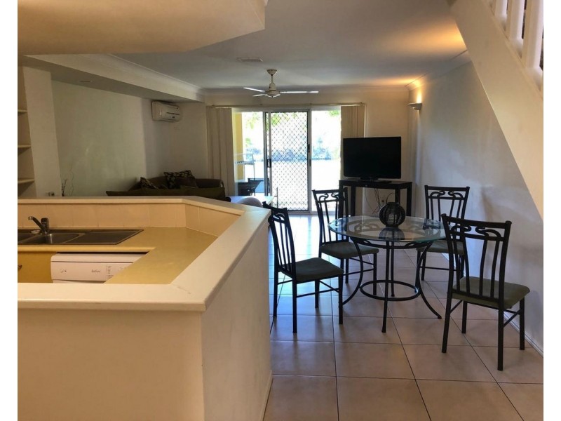 ID:21192350/215 Cottesloe Drive, Mermaid Waters QLD 4218