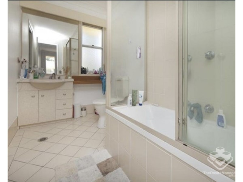 ID:21192350/215 Cottesloe Drive, Mermaid Waters QLD 4218