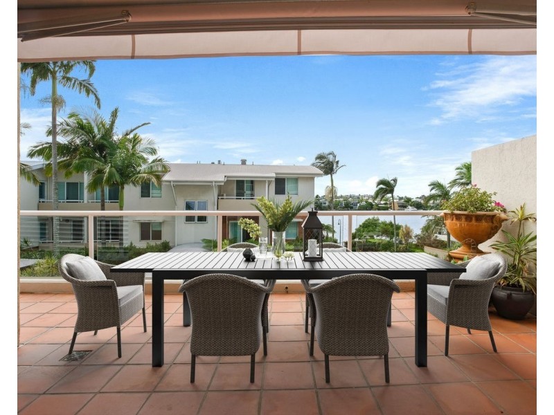 ID:21192390/ 15 Vernon Terrace, Teneriffe QLD 4005