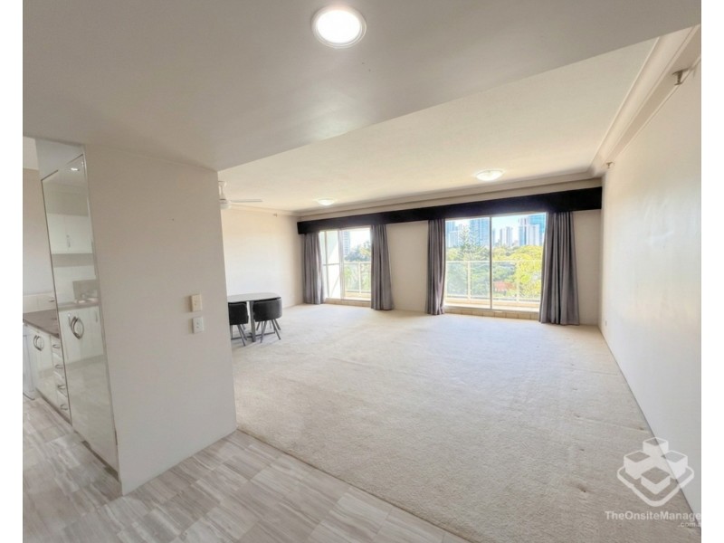 34/2 Admiralty Drive, Surfers Paradise QLD 4217