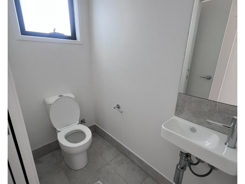 ID:21192480/17 Diamond Way, Redbank Plains QLD 4301