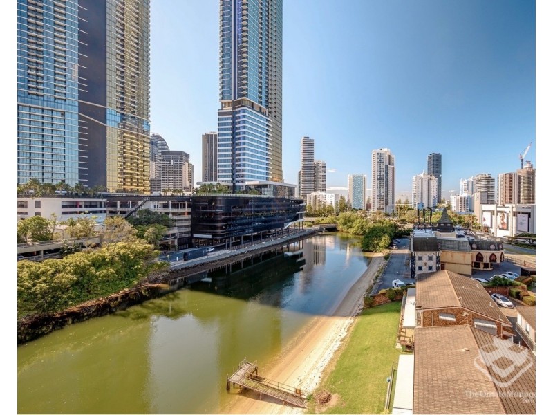 ID:21192600/9 Hooker Boulevard, Broadbeach Waters QLD 4218