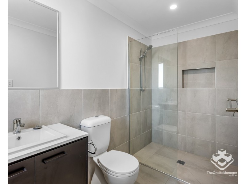 ID:21192635/6 Lakeview Road, Morayfield QLD 4506