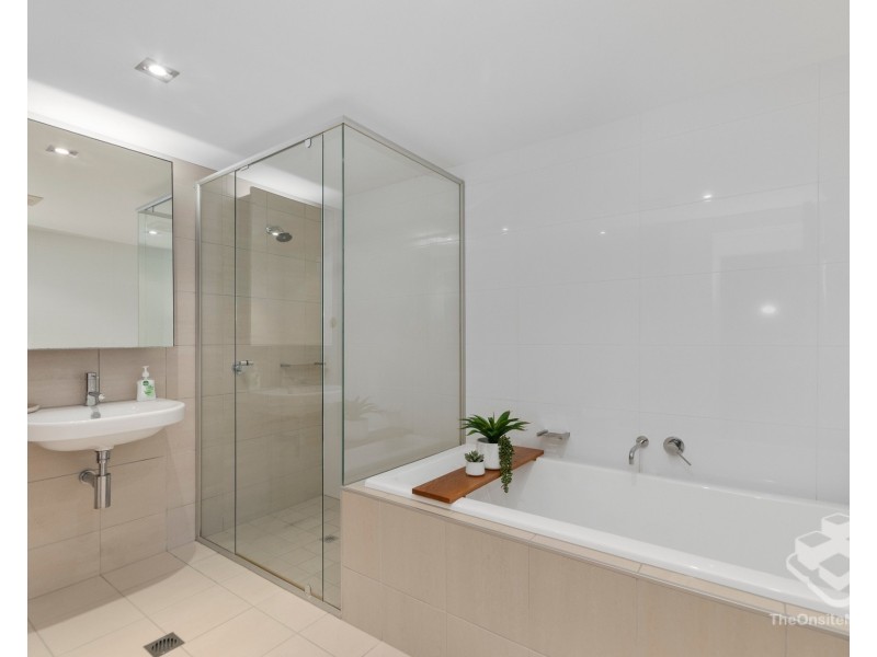 ID:21192670/6 Mariners Drive, Townsville City QLD 4810