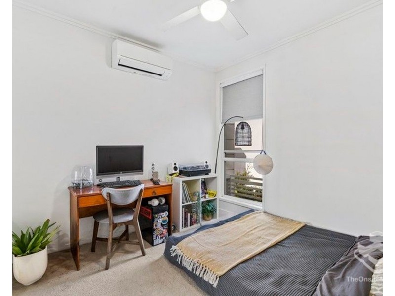 31 The Crestway, Robina QLD 4226