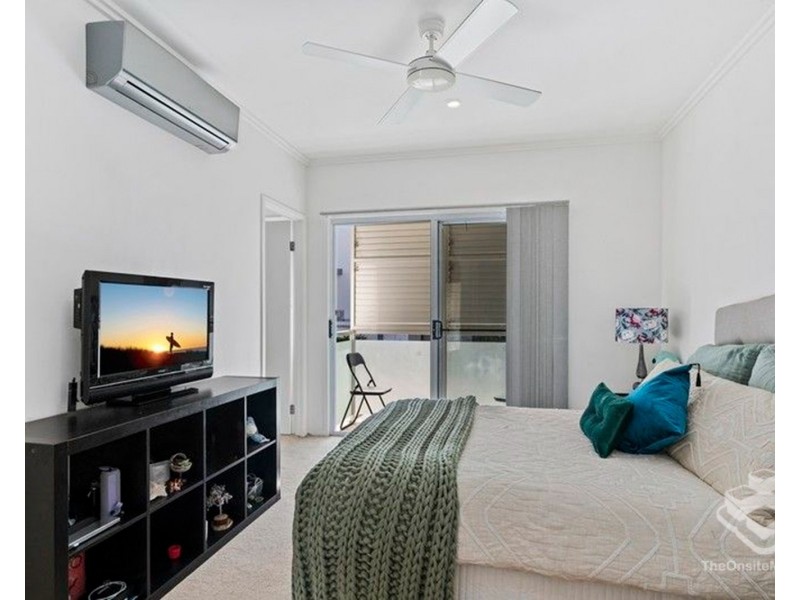 31 The Crestway, Robina QLD 4226