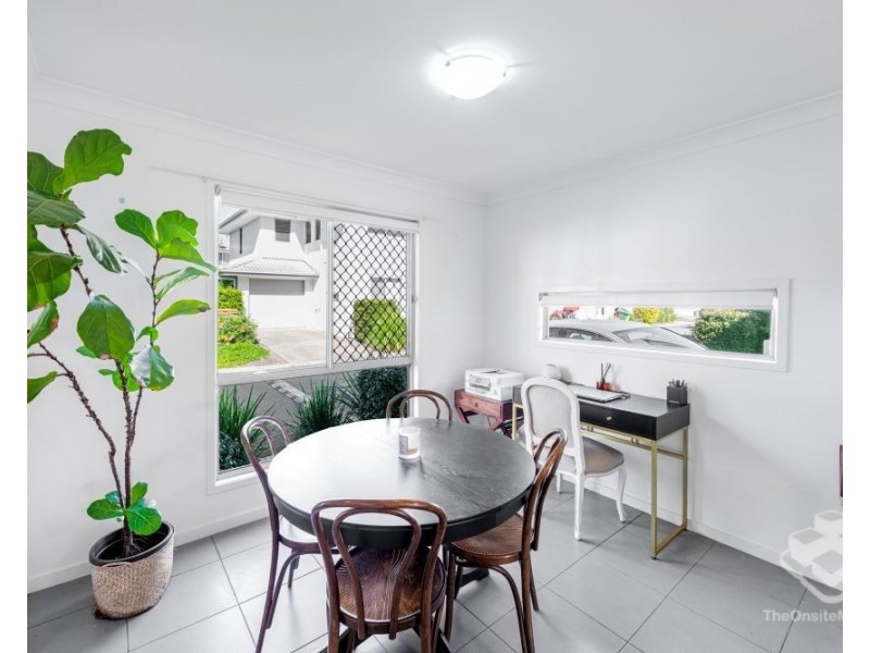 67/51 River Road, Bundamba QLD 4304