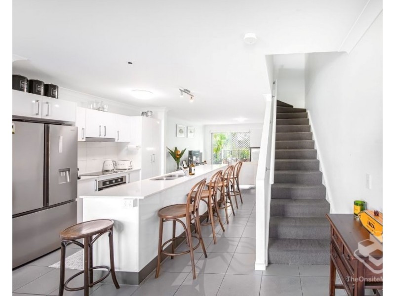67/51 River Road, Bundamba QLD 4304
