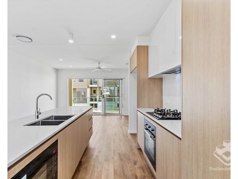 88/8 Lawrence Lyons place, Kenmore QLD 4069