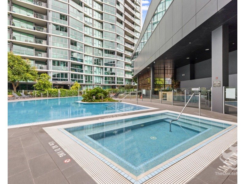 11103/8 Harbour Road, Hamilton QLD 4007