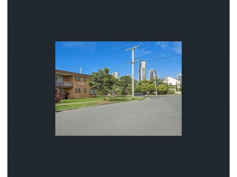 2/260 Stanhill Drive, Surfers Paradise QLD 4217