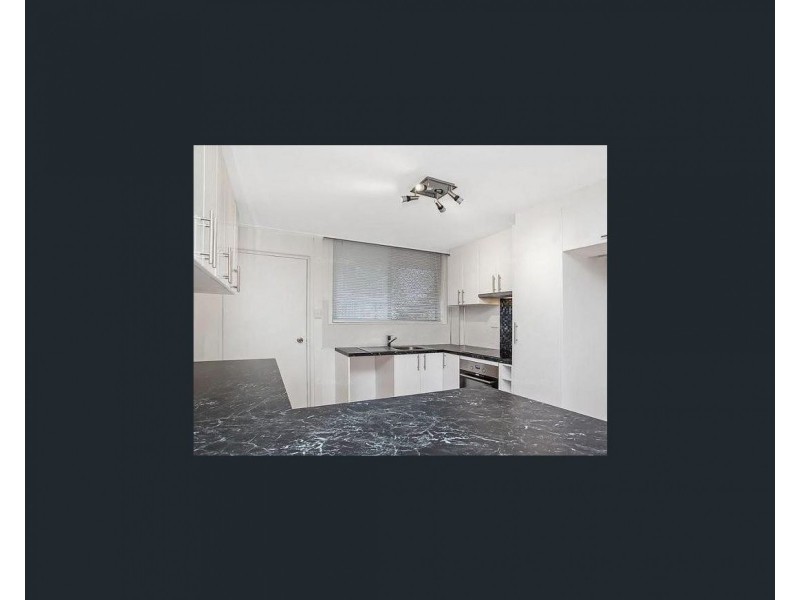 2/260 Stanhill Drive, Surfers Paradise QLD 4217