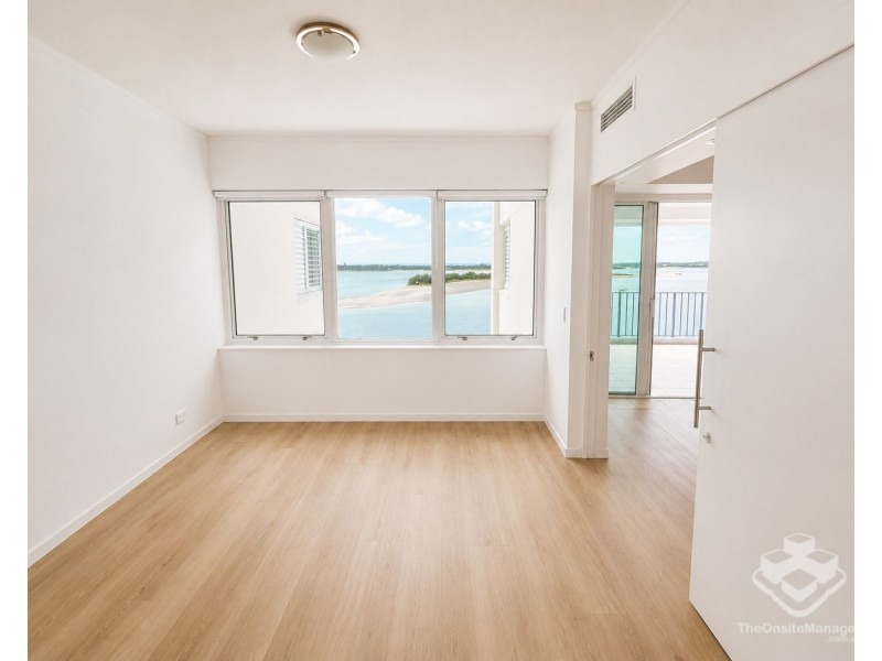 ID:21192871/ 326 Marine Parade, Labrador QLD 4215