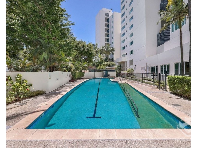ID:21192871/ 326 Marine Parade, Labrador QLD 4215