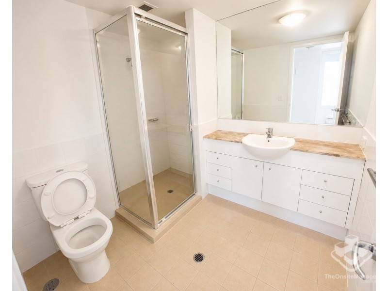 ID:21192871/ 326 Marine Parade, Labrador QLD 4215