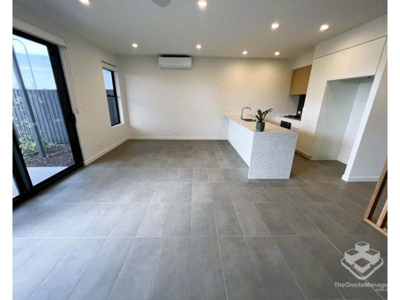 ID:21192891/9 Ellen Street, Carina QLD 4152