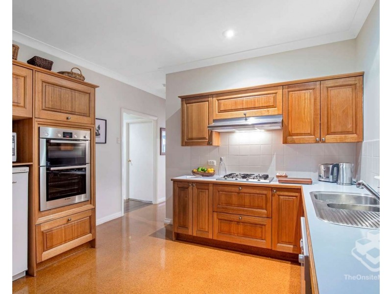 51 Josling Street, Toowong QLD 4066
