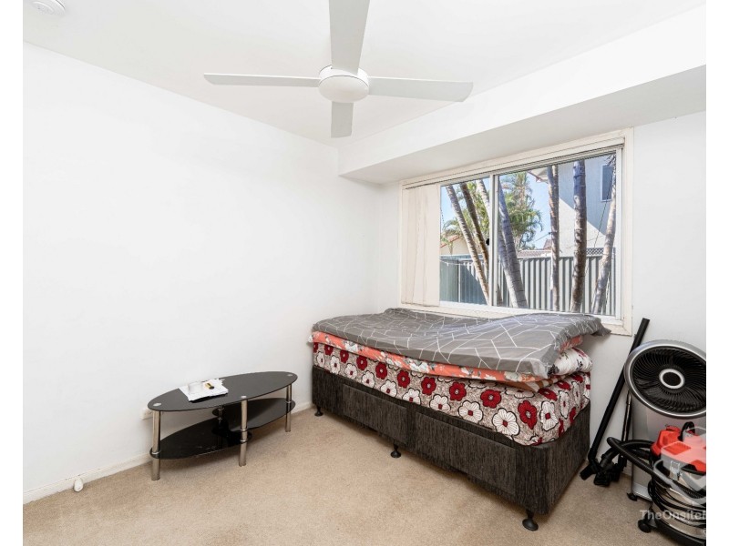 ID:21192986/ 2 St Kevins Avenue, Benowa QLD 4217