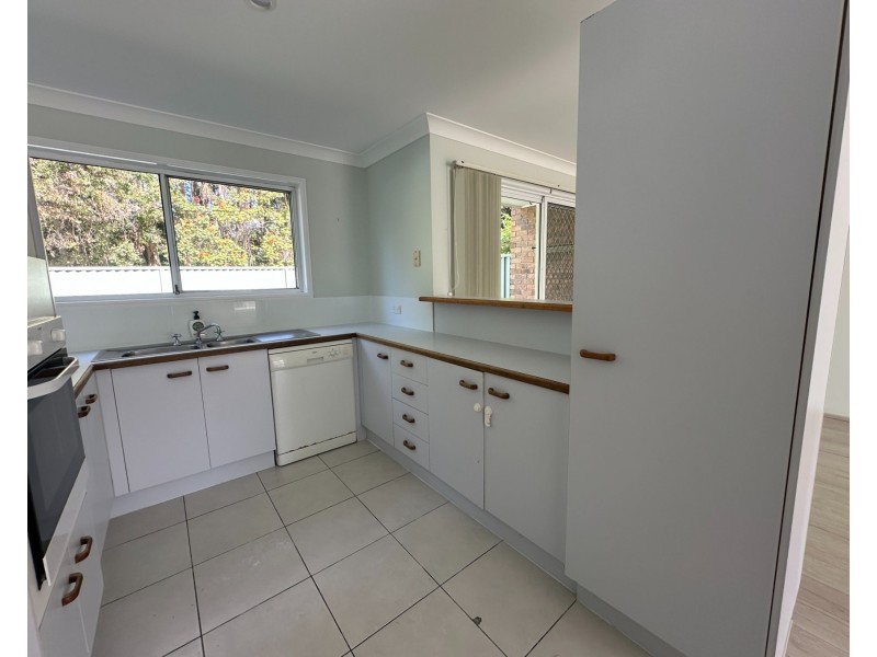 32/97 Edmund Rice Drive, Southport QLD 4215