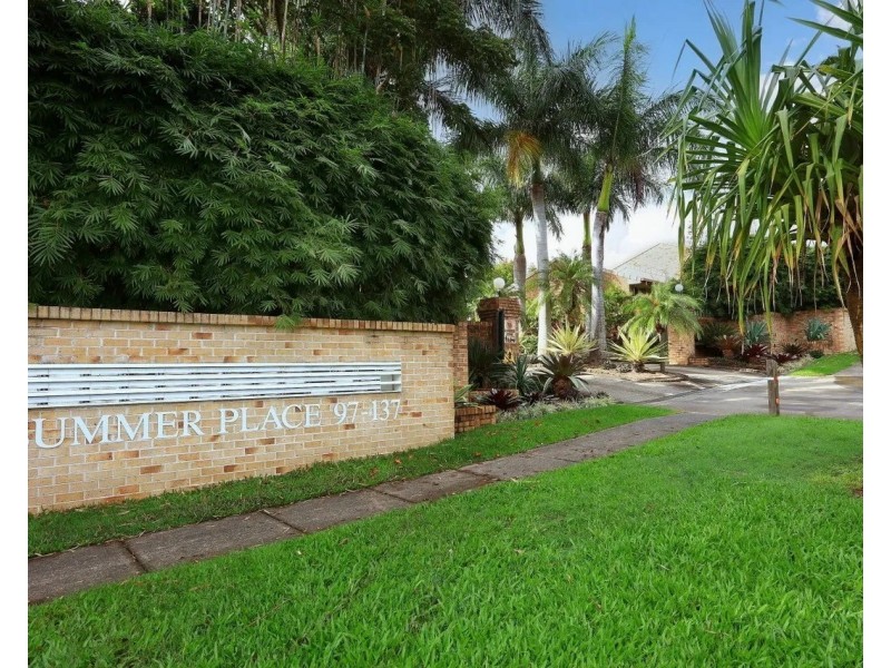 32/97 Edmund Rice Drive, Southport QLD 4215