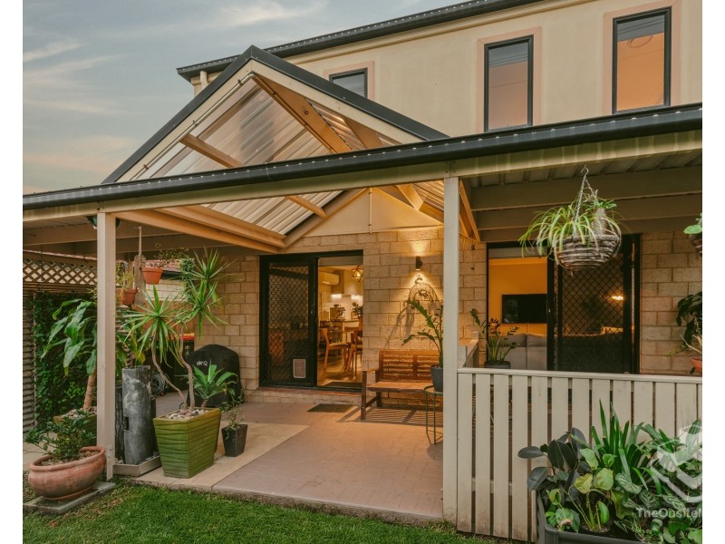 14 Estate Place, Holland Park West QLD 4121