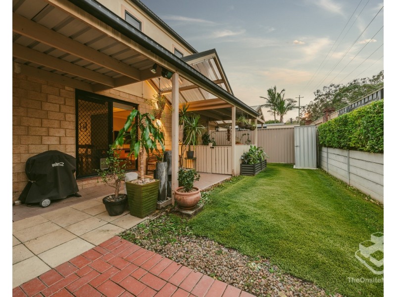 14 Estate Place, Holland Park West QLD 4121
