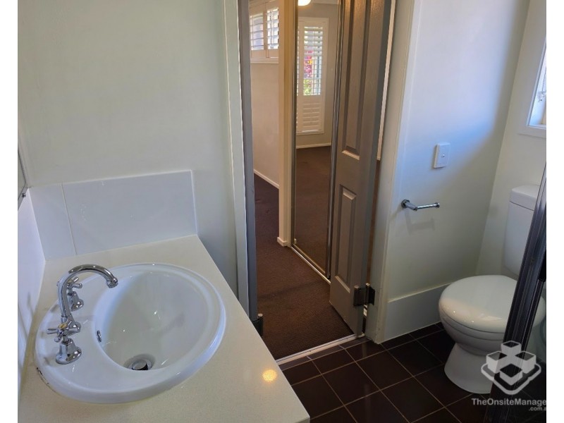 ID:21193227/230 Pulgul Street, Urangan QLD 4655