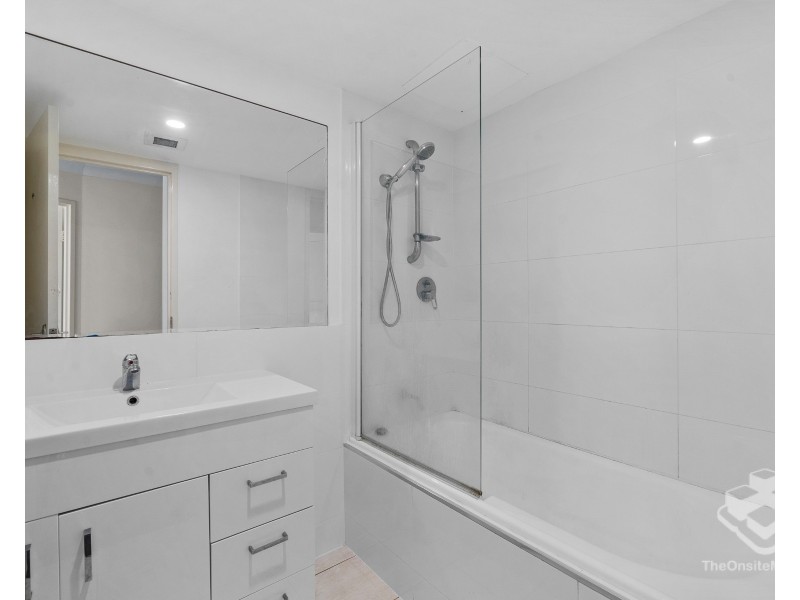ID:21193433/23 Wharf Road, Surfers Paradise QLD 4217