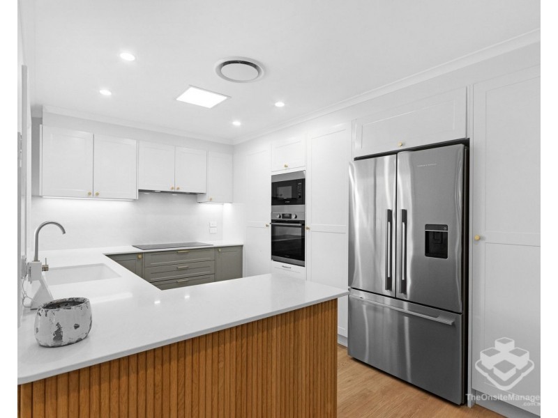 40 Urangan Street, Torquay QLD 4655