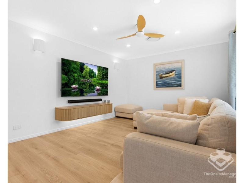 40 Urangan Street, Torquay QLD 4655