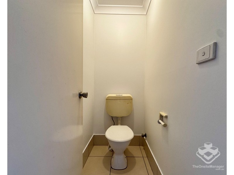 ID:21193473/27-31 Wharf Road, Surfers Paradise QLD 4217