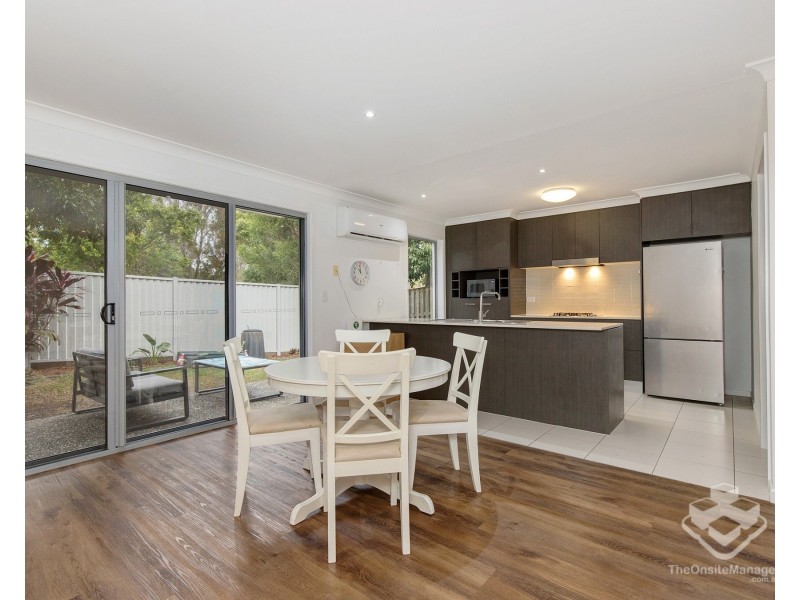 20/1 Belongil Street, Pacific Pines QLD 4211