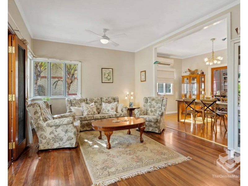 18 Dublin Street, Yeronga QLD 4104