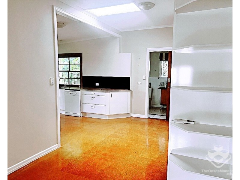 18 Dublin Street, Yeronga QLD 4104