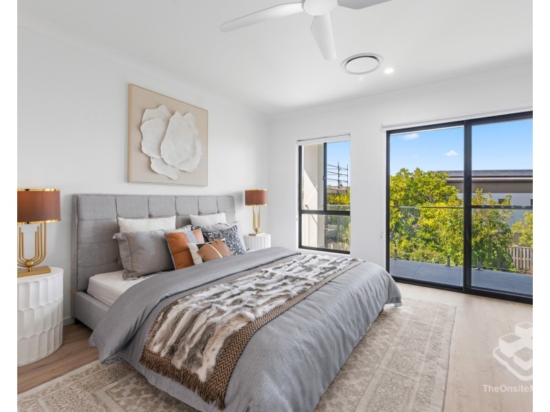 39 Santa Monica Boulevard, Hope Island QLD 4212