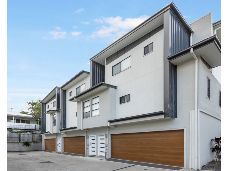 ID:21193733/33 Henderson Road, Everton Hills QLD 4053