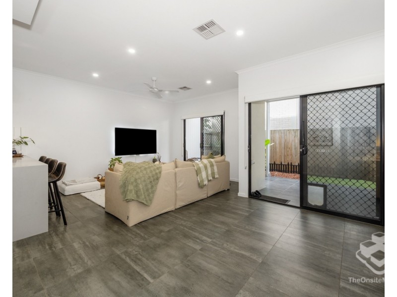 ID:21193733/33 Henderson Road, Everton Hills QLD 4053