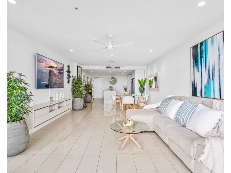 ID:21193743/388 Marine Parade, Labrador QLD 4215