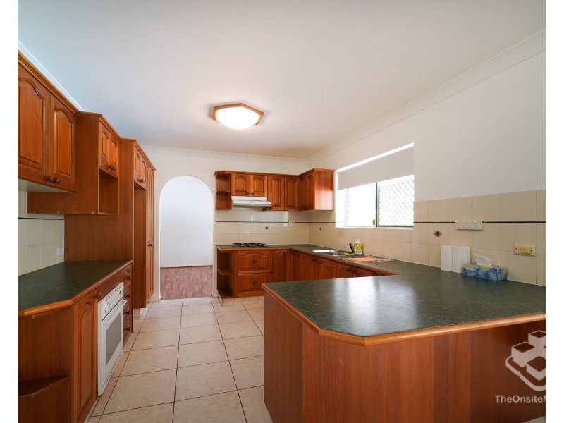 56-58 Sheriff St, Forestdale QLD 4118