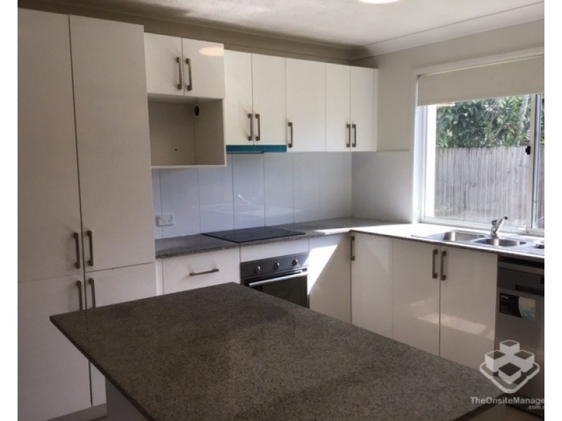 ID:21193778/50 St Kevins Avenue, Benowa QLD 4217