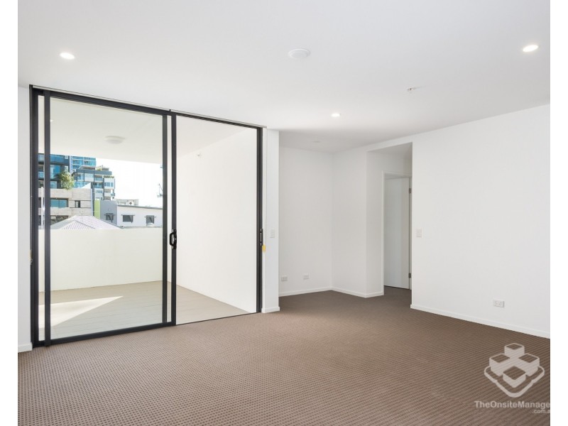 ID:21193813/8 Masters Street, Newstead QLD 4006