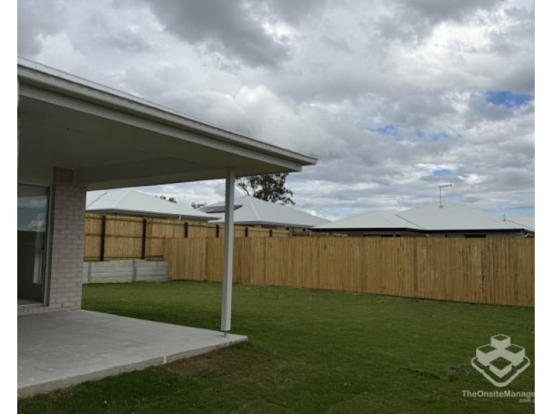 18 Evi Circuit, Pialba QLD 4655