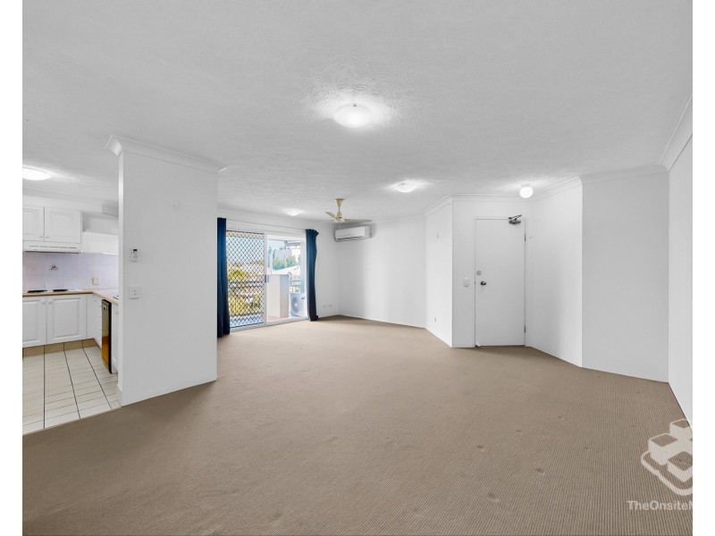 20/37 Mawarra Street, Chevron Island QLD 4217