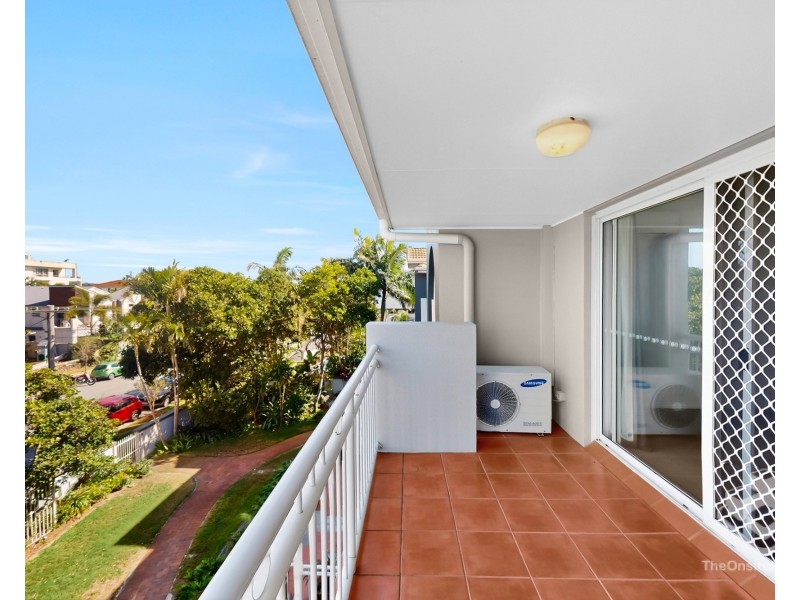 20/37 Mawarra Street, Chevron Island QLD 4217