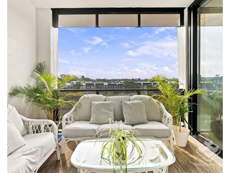 ID:21193928/1 Marina Drive, Benowa QLD 4217