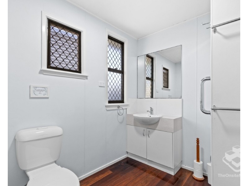 ID:21194113/49 Bideford Street, Torquay QLD 4655