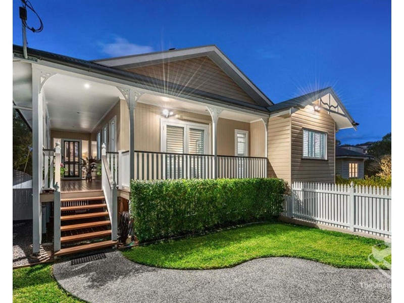 112 Watson Street, Camp Hill QLD 4152