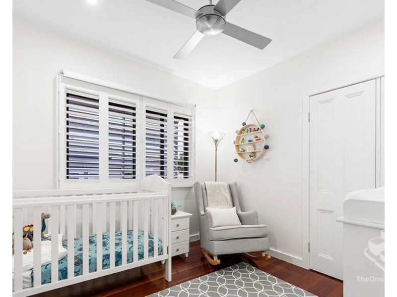 112 Watson Street, Camp Hill QLD 4152